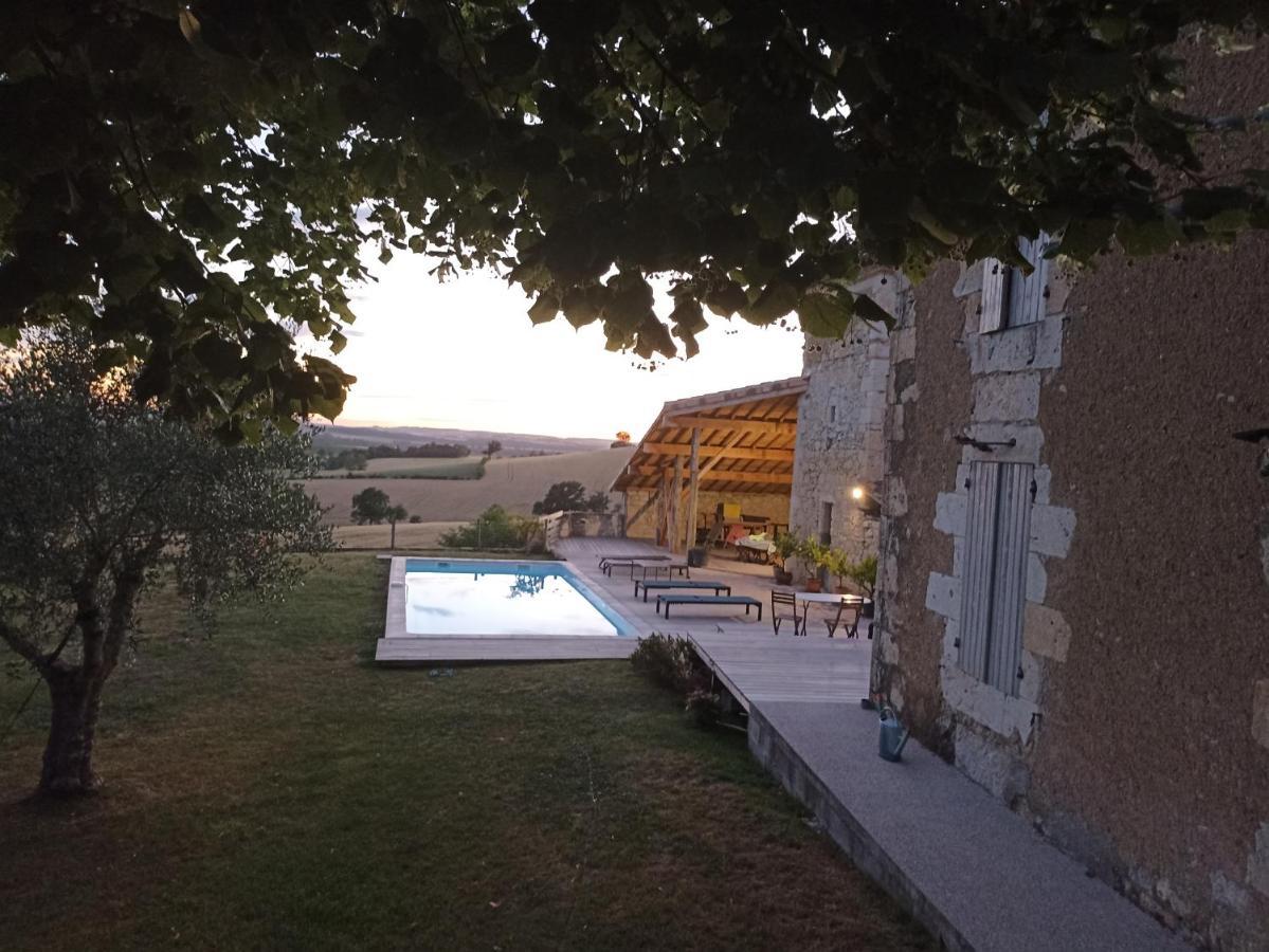 Bed and Breakfast Pigeonnier De Sabaillan Castelnau-d'Arbieu Экстерьер фото